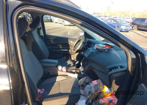 2018 Ford Escape Se z USA, uszkodzony, nr VIN 1FMCU9GDXJUC62404